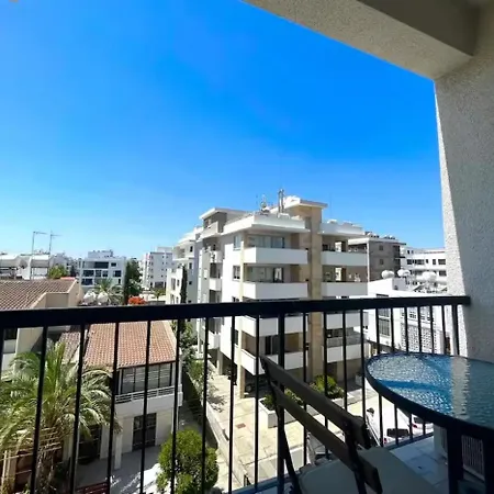 Center Getaway 3 Bedroom Nikosia