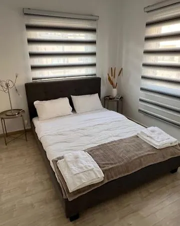 Center Getaway 3 Bedroom Apartment Nikosia