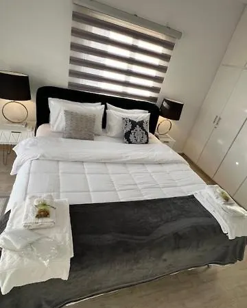 Center Getaway 3 Bedroom * Nicosia