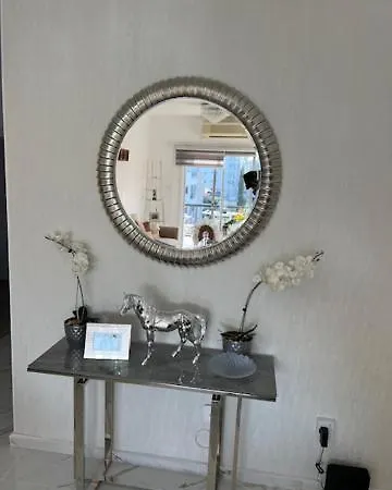 Center Getaway 3 Bedroom * Nicósia